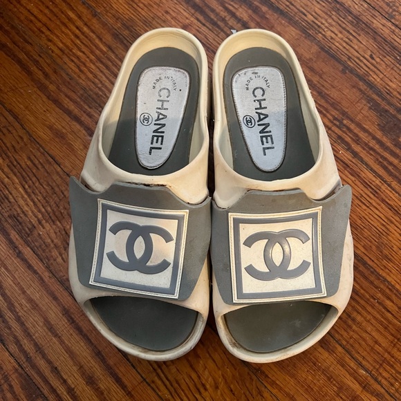 COPY - Chanel sandals - Picture 2 of 4